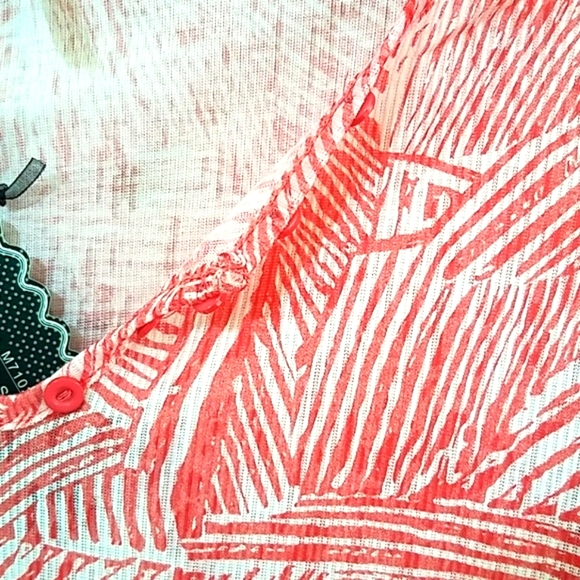 5/$30 🎀 Miss SaSa | Y2k Streetwear Athleisure Red Shirt - Picture 4 of 8